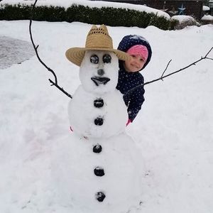 Meet your Posher, Holly